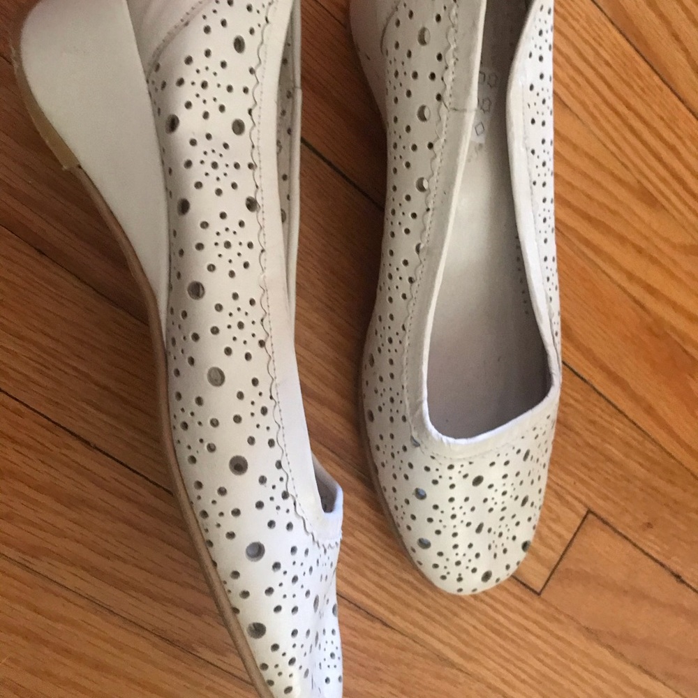 White leather shoes as new size 9